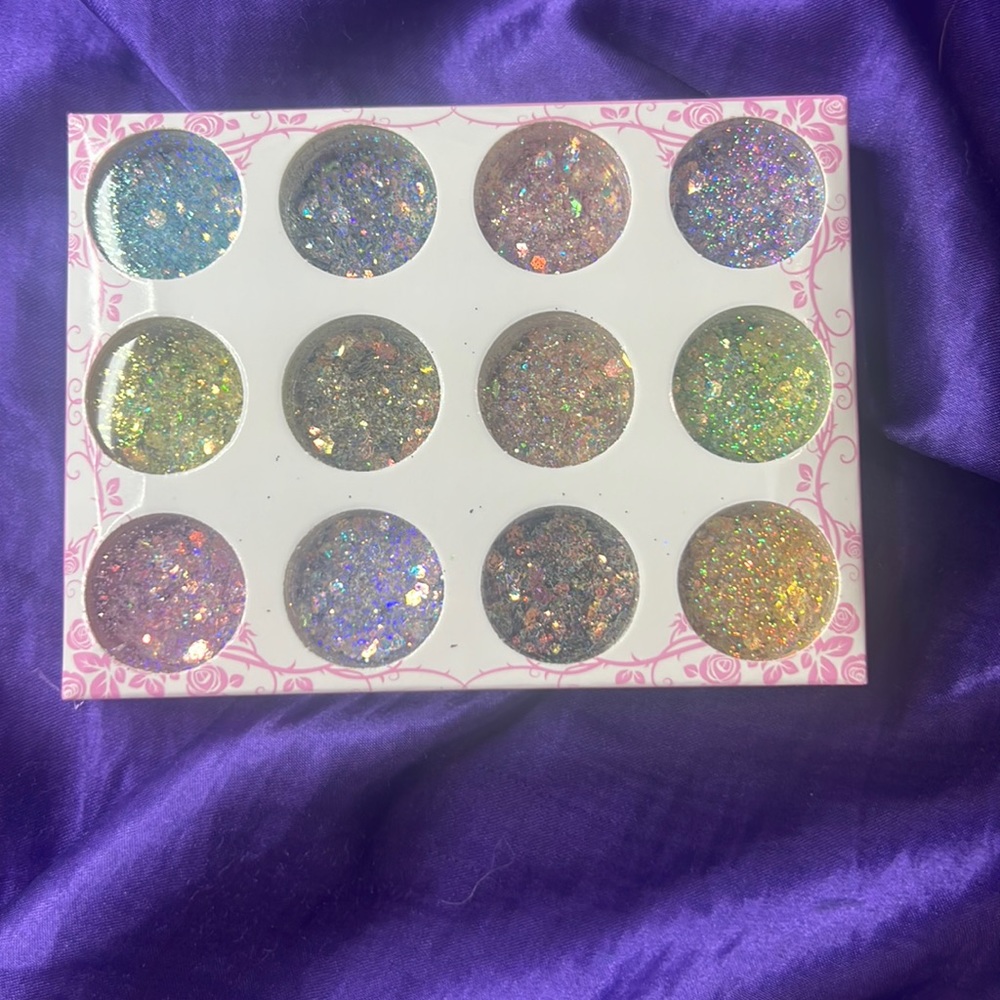 Glitter nail kit, multiple colors